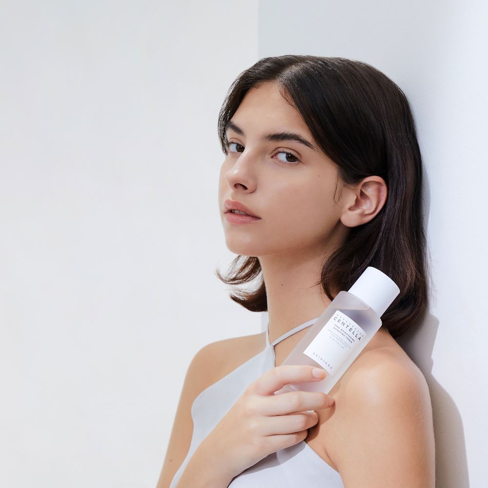 SKIN1004 Madagascar Centella Tone Brightening Boosting Toner 210ml - ORION XO Exclusive