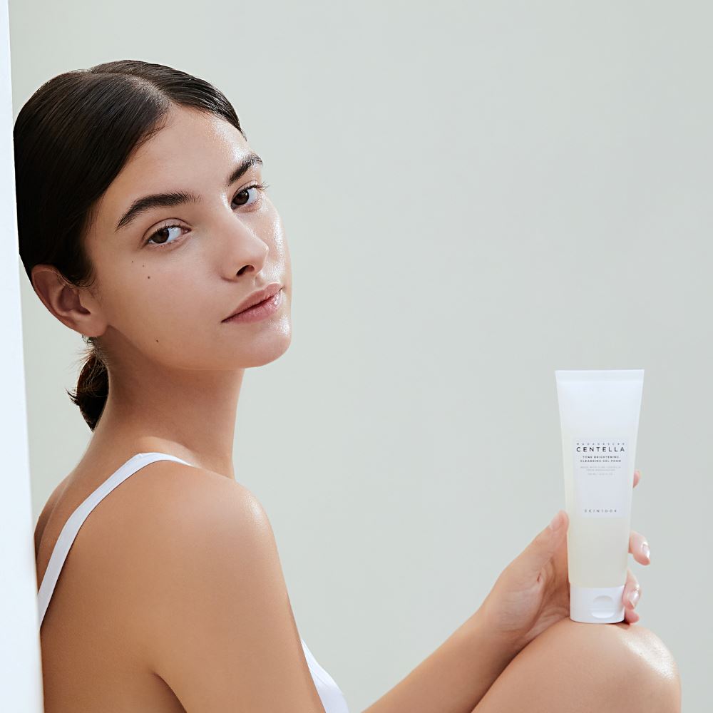 SKIN1004 Madagascar Centella Tone Brightening Cleansing Gel Foam 125ml - ORION XO Exclusive