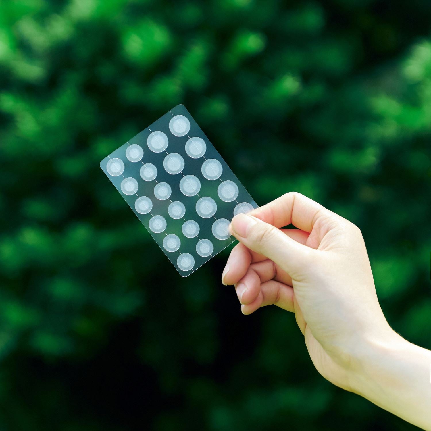 SKIN1004 Tea-Trica Spot Cover Patch 22EA - ORION XO Exclusive